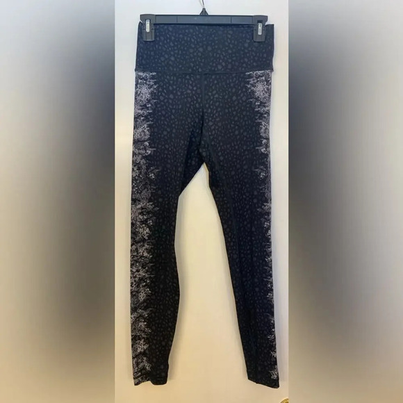 Lululemon Wunder Under High Rise Tight Overlace Gray & Black Size 8 - Picture 4 of 7